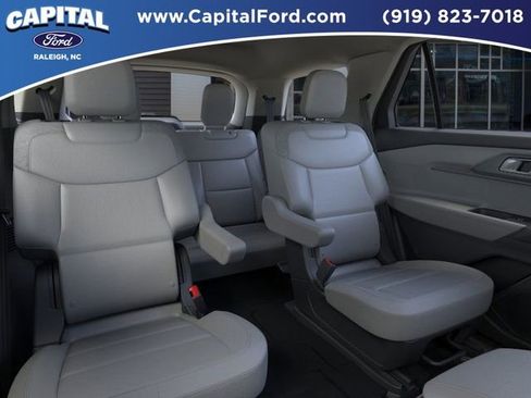 New 2026 Ford Explorer Active image 11