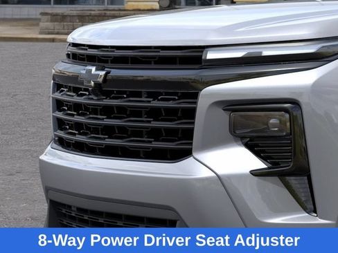 New 2026 Chevrolet Traverse LT w/ Midnight/Sport Edition AWD/4WD image 14