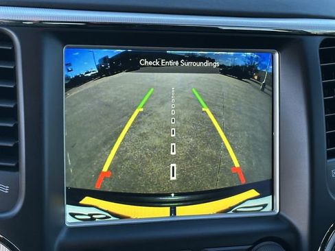 Used 2018 Jeep Grand Cherokee Trackhawk AWD/4WD image 23