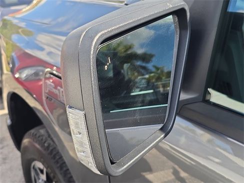 Used 2023 Ford F150 Lightning XLT image 11