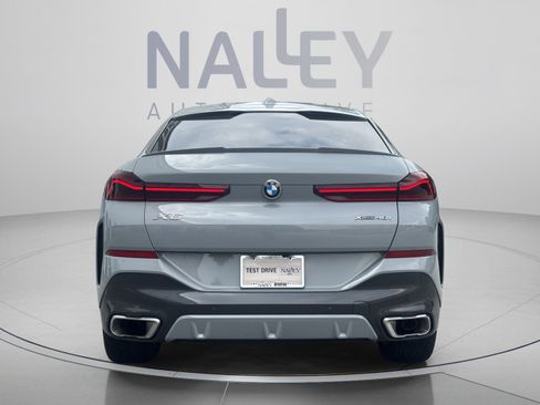 Used 2026 BMW X6 xDrive40i AWD/4WD image 3