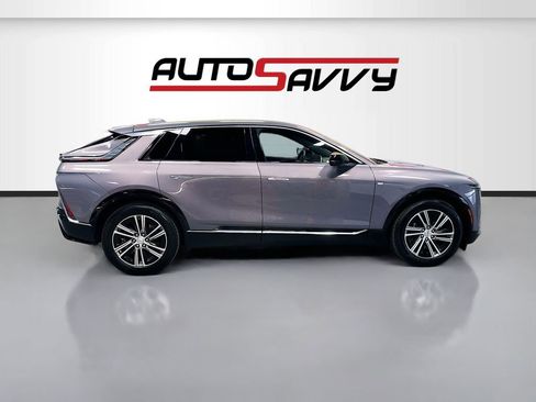 Used 2025 Cadillac Lyriq Luxury w/ LPO, Floor Liner Package image 8