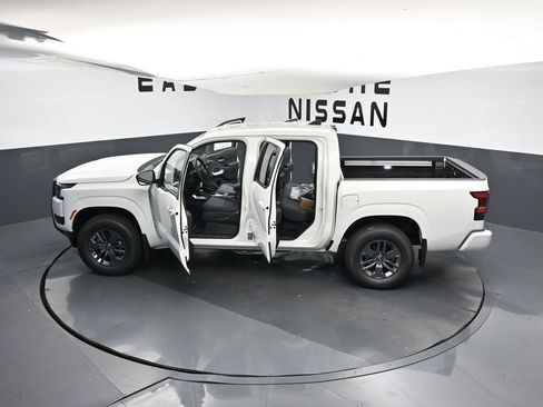 New 2025 Nissan Frontier SV w/ SV Convenience Package image 37