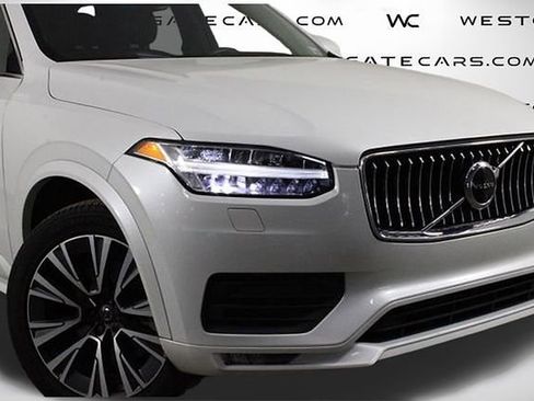 Used 2021 Volvo XC90 T6 Momentum w/ Protection Package Premier image 49