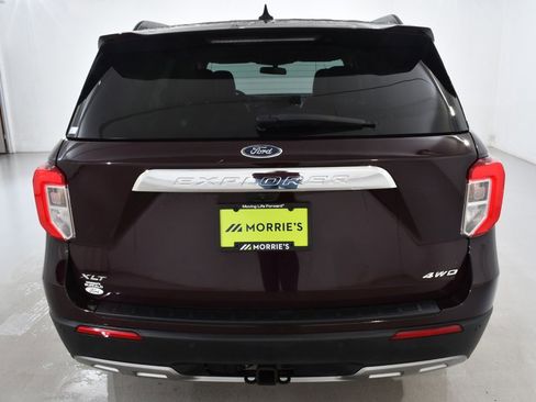 Used 2022 Ford Explorer XLT w/ Equipment Group 202A image 13