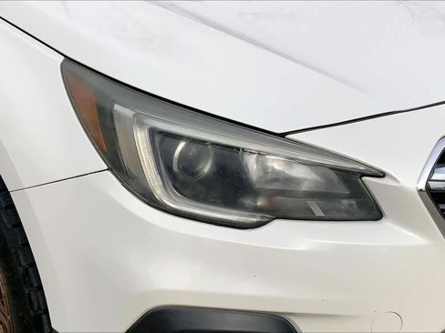 Used 2019 Subaru Outback 2.5i Premium image 26