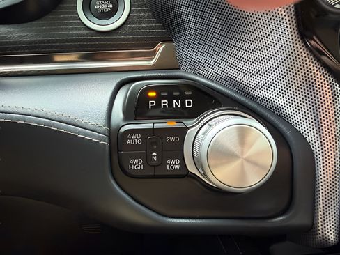 Used 2019 RAM 1500 Limited AWD/4WD image 37