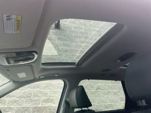 Certified 2024 Hyundai Palisade Limited FWD image 24