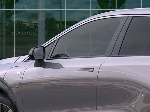 New 2026 Cadillac Optiq Luxury 1 image 12
