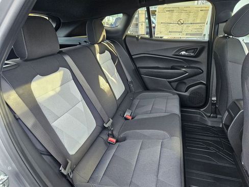 New 2026 Chevrolet Trax RS w/ Sunroof Package image 33