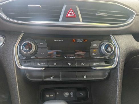 Used 2020 Hyundai Santa Fe SEL w/ Convenience Package image 32