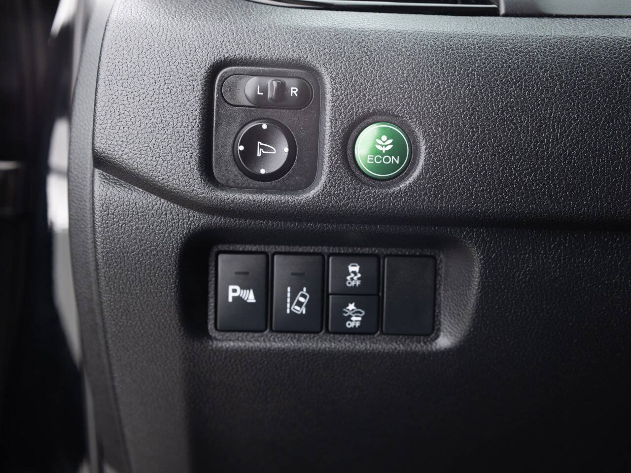 Used 2018 Honda Pilot Elite image 38