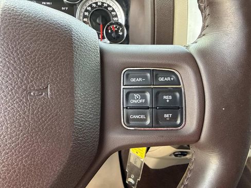Used 2017 RAM 1500 Big Horn AWD/4WD image 32