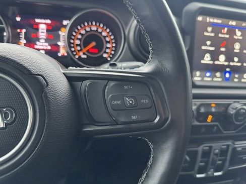 Used 2023 Jeep Wrangler Sport S image 24