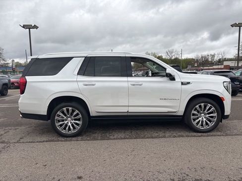 Used 2022 GMC Yukon Denali AWD/4WD image 5
