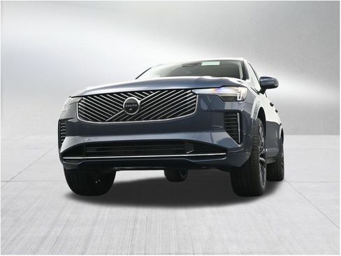 New 2026 Volvo XC90 T8 Ultra w/ Protection Package Premier AWD/4WD image 28