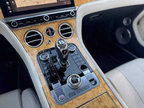 Used 2020 Bentley Continental GT AWD/4WD image 35