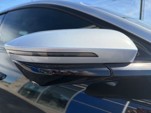 Used 2022 Lucid Air Grand Touring image 8