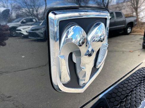 Used 2017 RAM 1500 Laramie w/ Convenience Group image 28