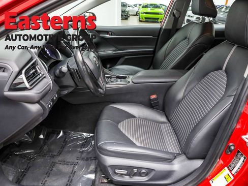 Used 2023 Toyota Camry SE image 14