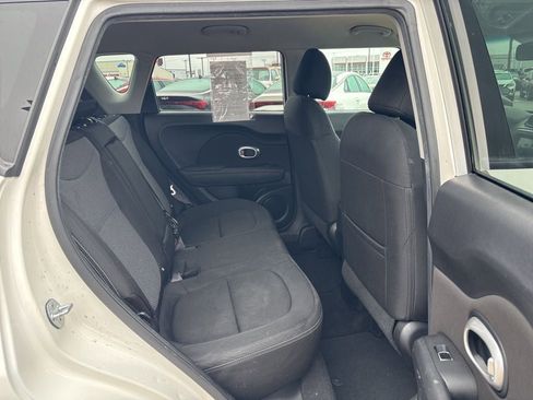 Used 2019 Kia Soul + image 42