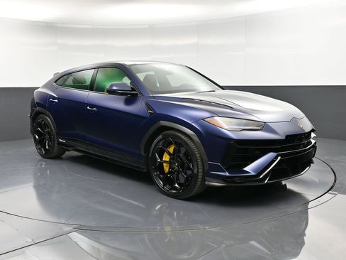 Used 2023 Lamborghini Urus Performante image 10