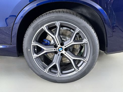 New 2026 BMW X5 xDrive50e w/ M Sport Package image 32