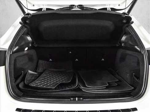 Used 2022 Mercedes-Benz GLA 250 4MATIC image 6