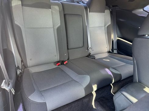 Used 2016 Dodge Challenger SXT w/ Driver Convenience Group image 21