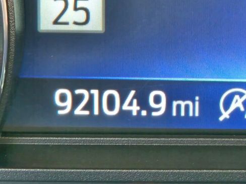 Used 2021 Ford Explorer Limited w/ Equipment Group 301A image 24