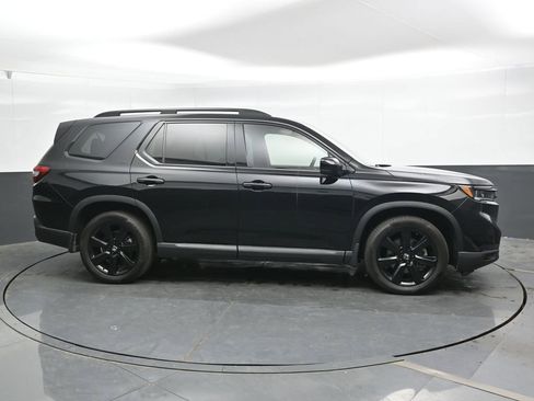 Used 2023 Honda Pilot Elite image 5