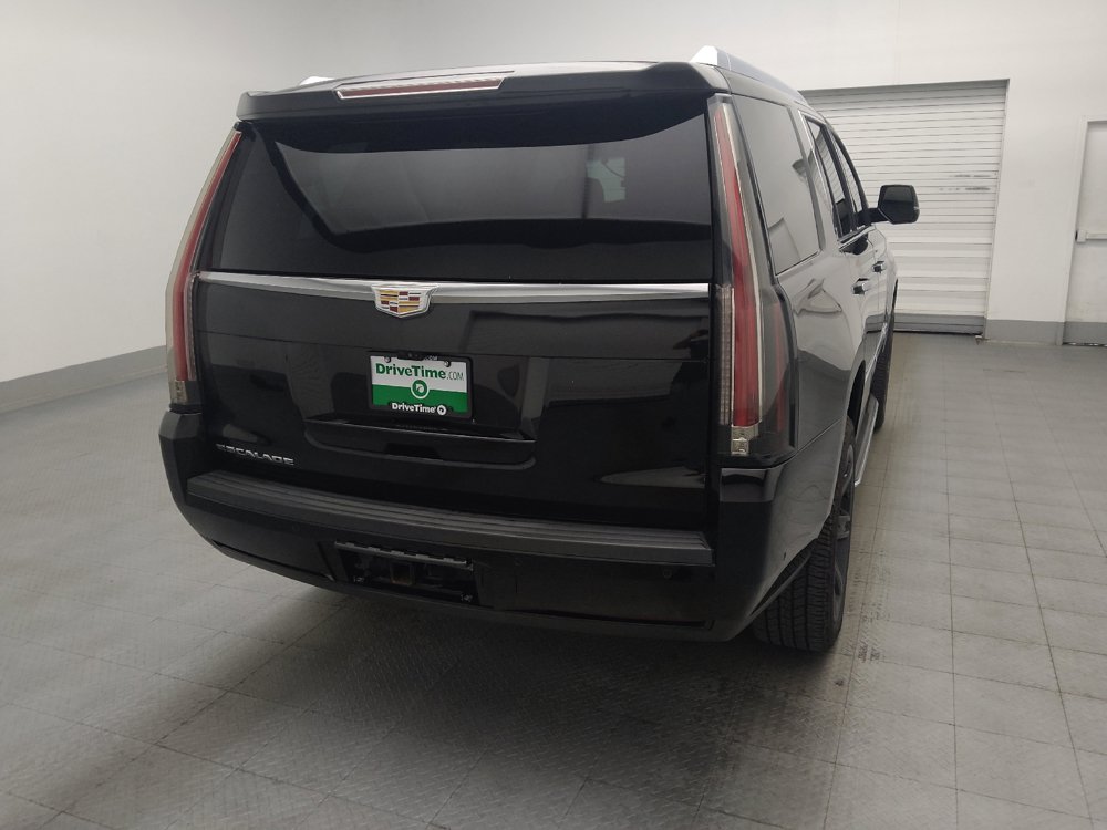 Used 2020 Cadillac Escalade Luxury RWD image 7