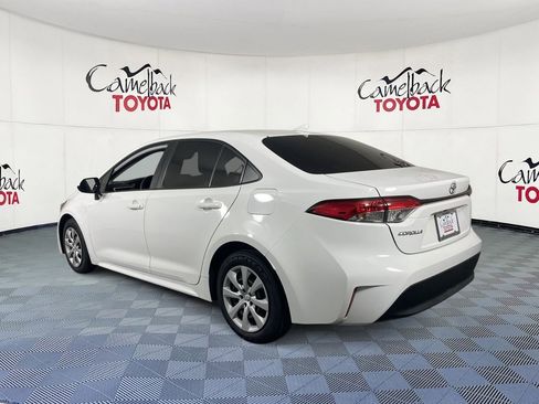 Used 2024 Toyota Corolla LE image 5