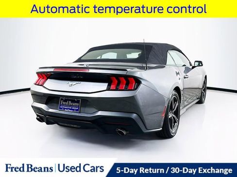 Used 2024 Ford Mustang Premium image 9