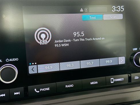 Used 2024 Honda Accord EX image 19