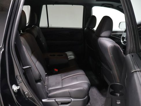 Used 2023 Honda Passport TrailSport image 18