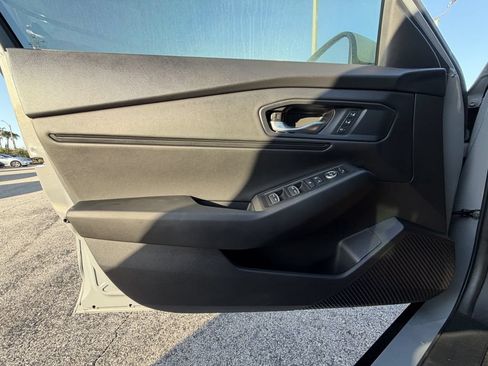 Used 2025 Honda Accord EX-L image 19