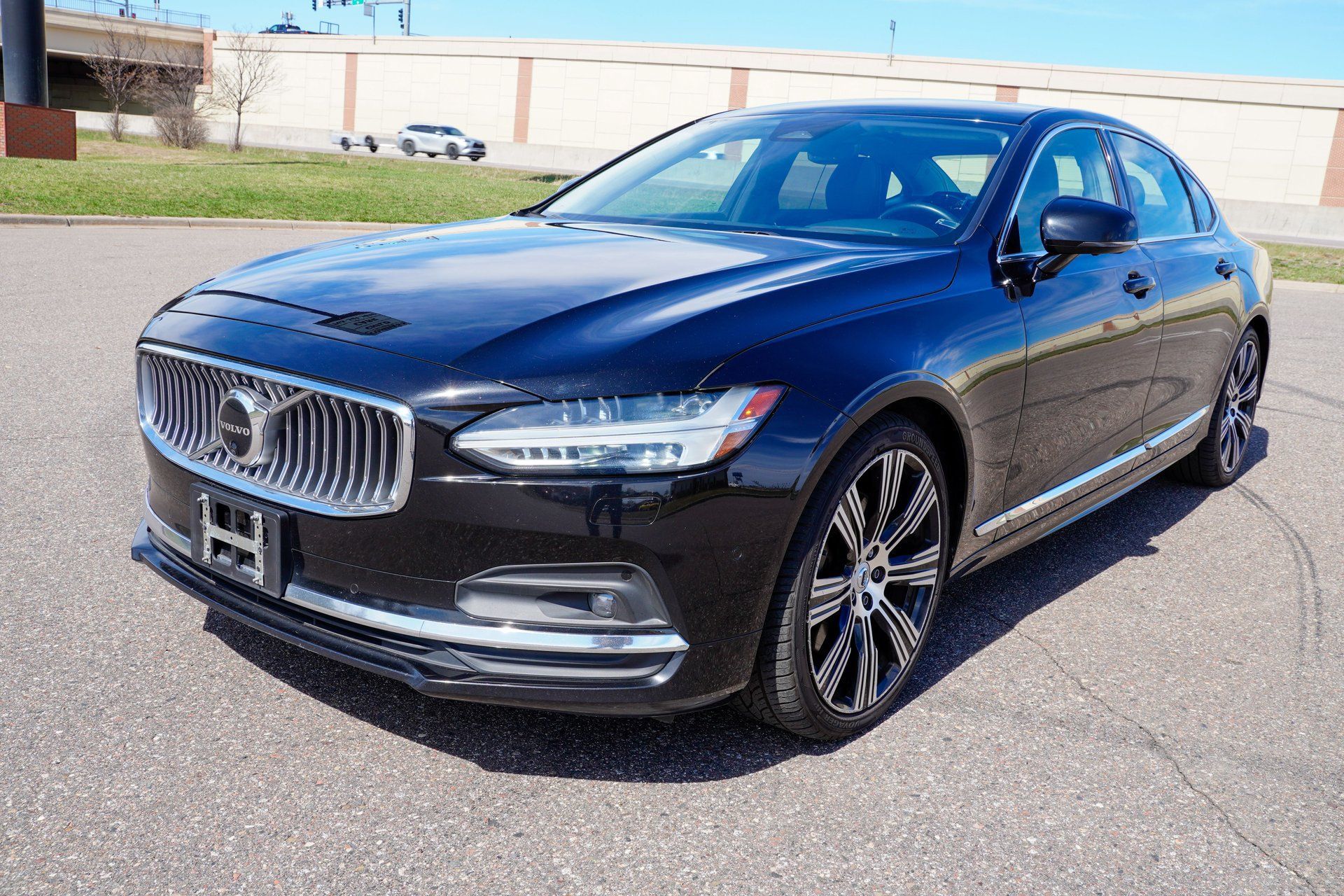 Used 2023 Volvo S90 B6 Ultimate w/ Protection Package Premier AWD/4WD image 7