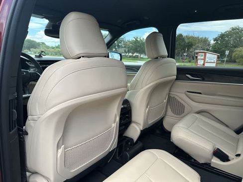Certified 2023 Jeep Grand Cherokee L Limited w/ Trailer Tow Group (B) AWD/4WD image 22