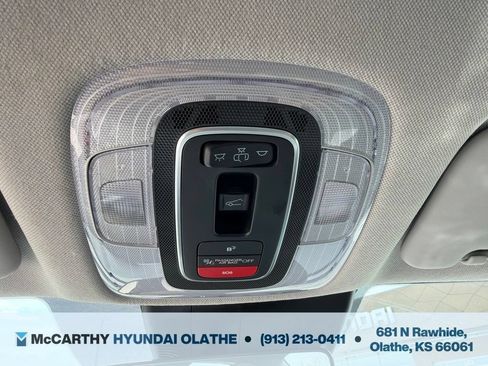 Certified 2024 Hyundai Elantra Limited FWD image 28