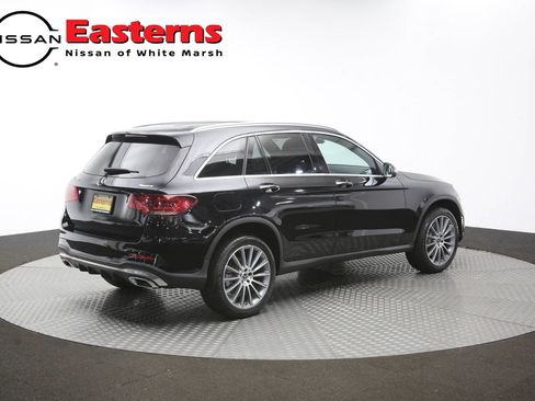 Used 2022 Mercedes-Benz GLC 300 4MATIC w/ AMG Line image 43