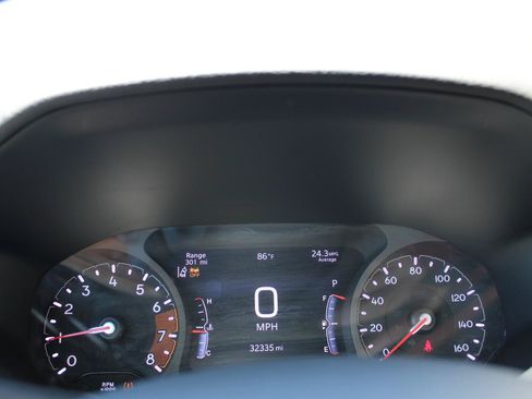 Used 2025 Jeep Compass Trailhawk AWD/4WD image 12