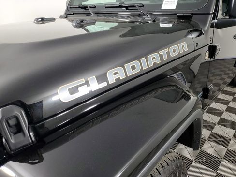 New 2026 Jeep Gladiator Sport AWD/4WD image 11
