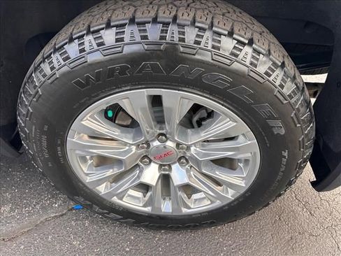 Used 2023 GMC Sierra 1500 Denali w/ Technology Package image 37