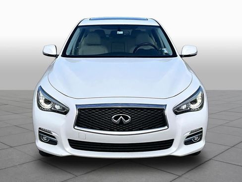 Used 2015 INFINITI Q50 Premium w/ Navigation Package AWD/4WD image 4