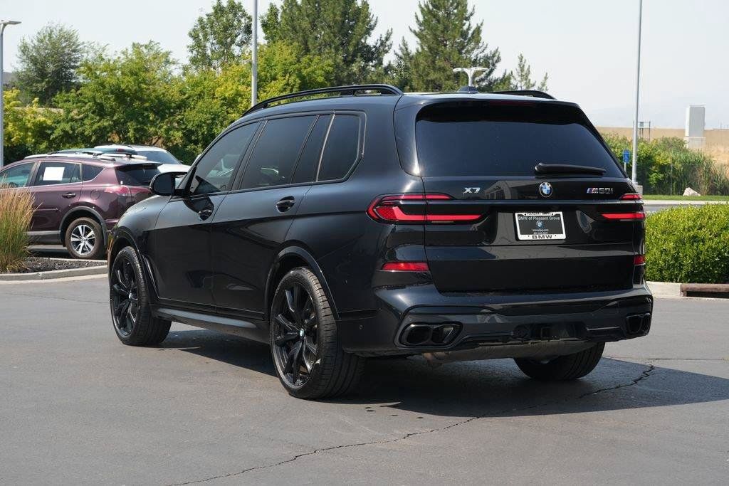 Used 2024 BMW X7 M60i w/ Executive Package AWD/4WD image 3