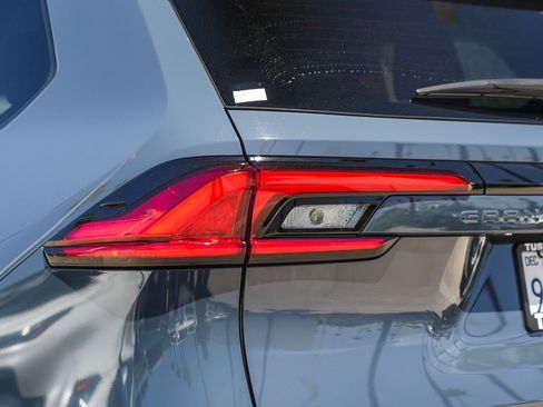 Certified 2024 Toyota Grand Highlander FWD image 9