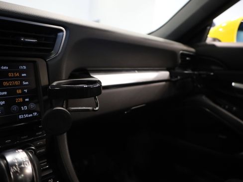 Used 2013 Porsche 911 Carrera 4S image 31
