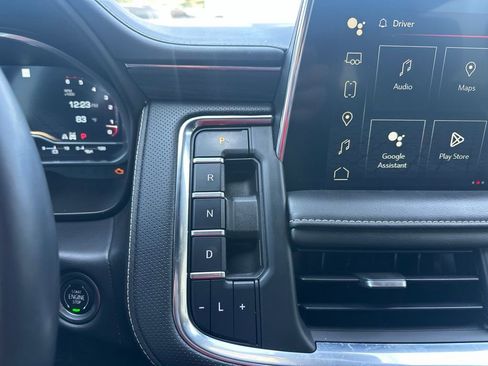 Used 2023 GMC Yukon SLT w/ SLT Luxury Package AWD/4WD image 15
