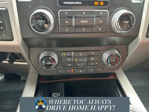 Used 2019 Ford F250 King Ranch w/ King Ranch Ultimate Package image 18